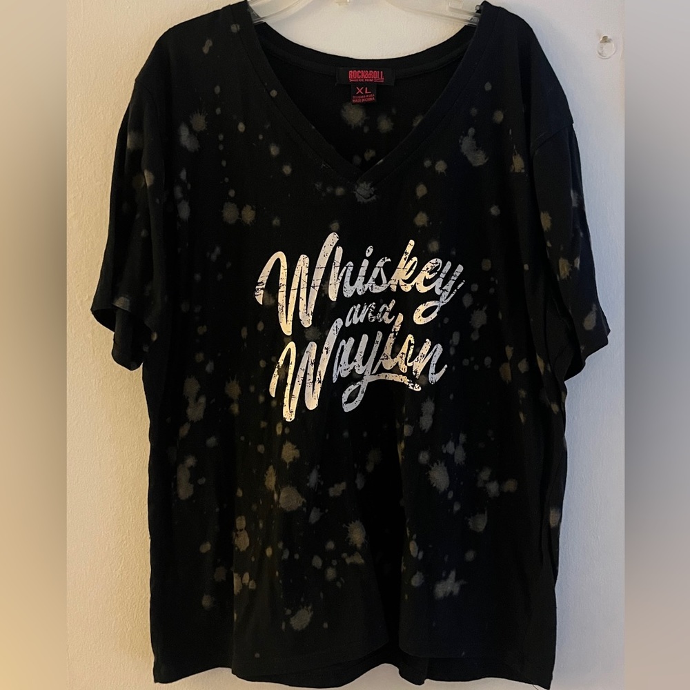 Graphic T-shirt